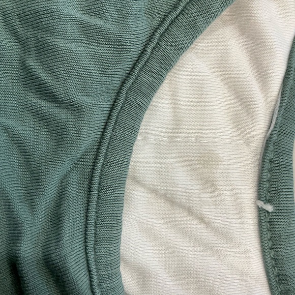 2 Kyte Baby Sleep Bags 6-18m 1.0 tog. Fair used condition. See description. - Picture 3 of 11